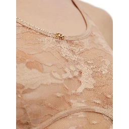 ملابس داخلية ديزل وردية