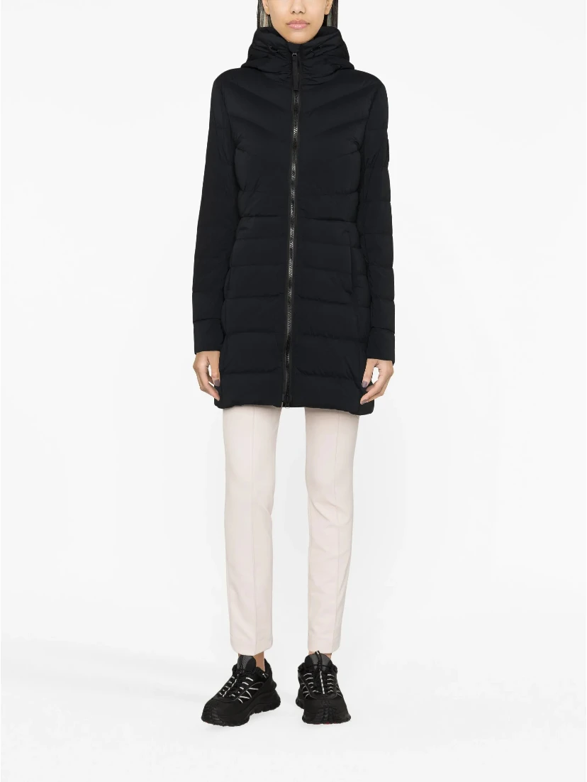 معاطف كندا غوس سوداء