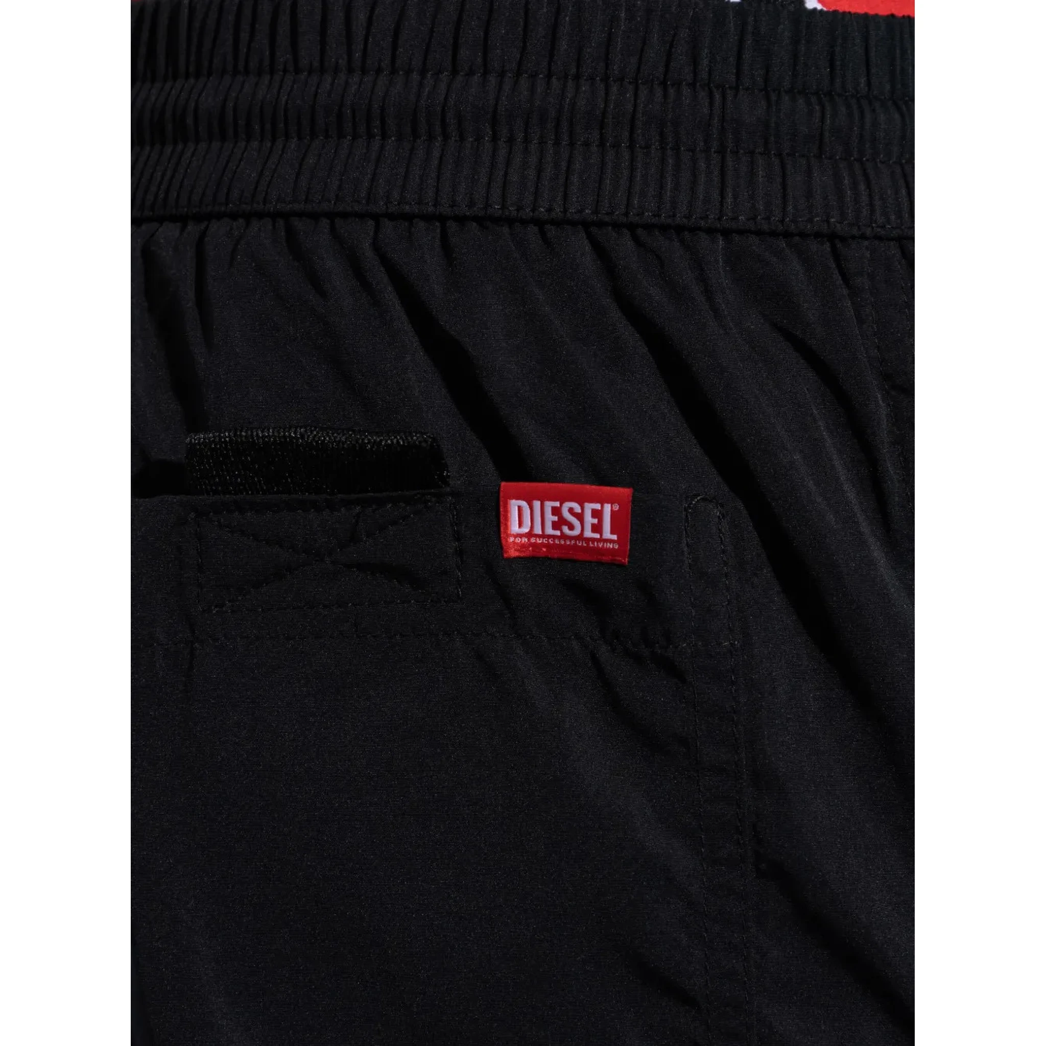 ملابس ديزل سي سوداء