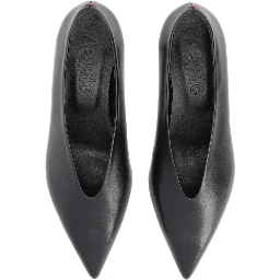 كلارا فتحة منخفضة