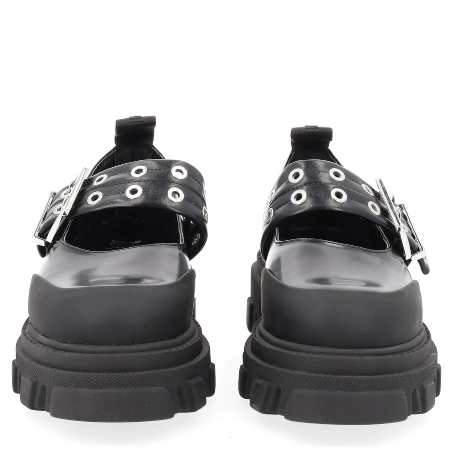 BALLERINA WITH LOGO BUCKLE