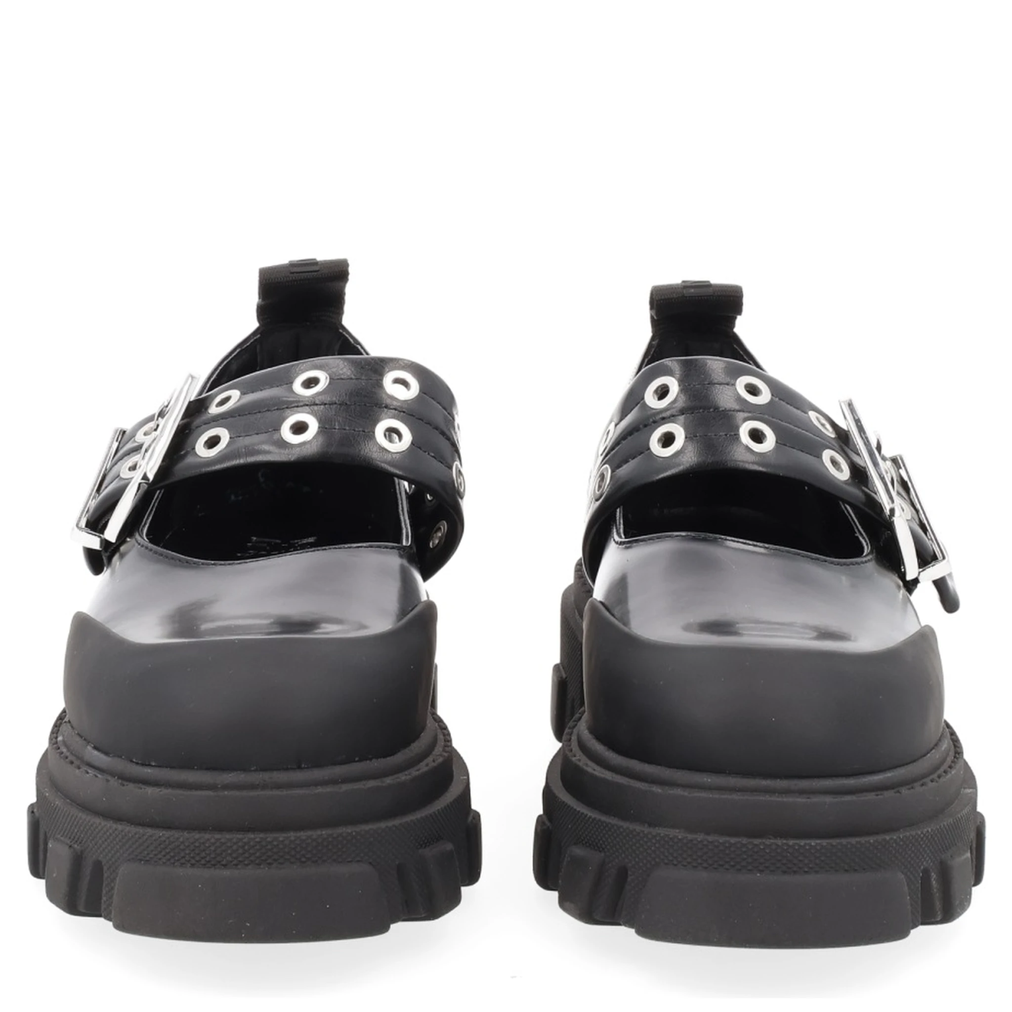 BALLERINA WITH LOGO BUCKLE