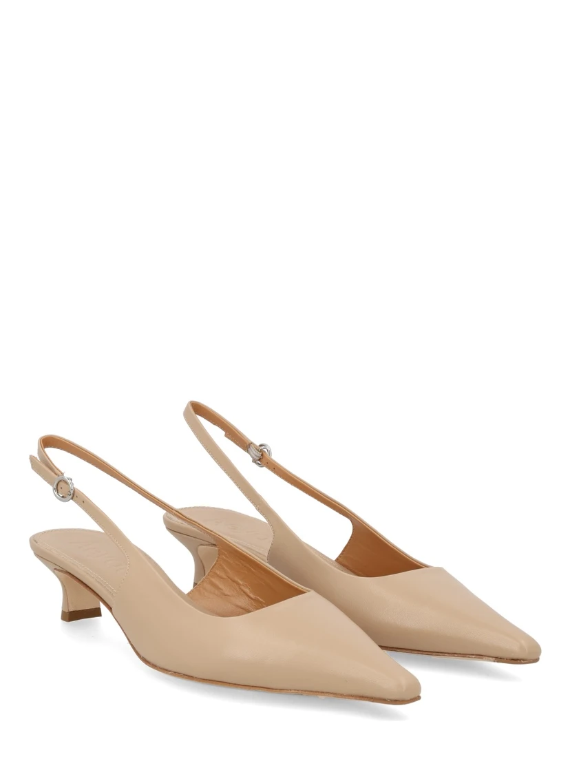 فتحة رقبة "كاترينا"