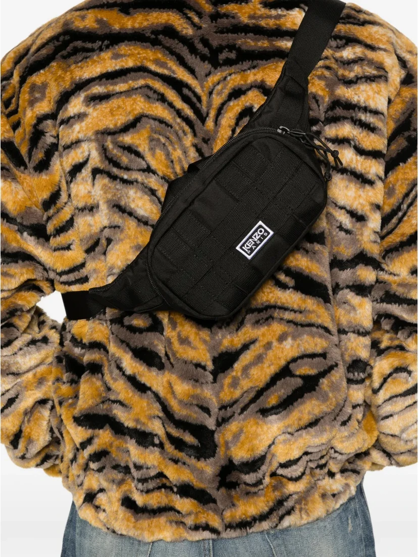 حقائب كنزو.. أسود