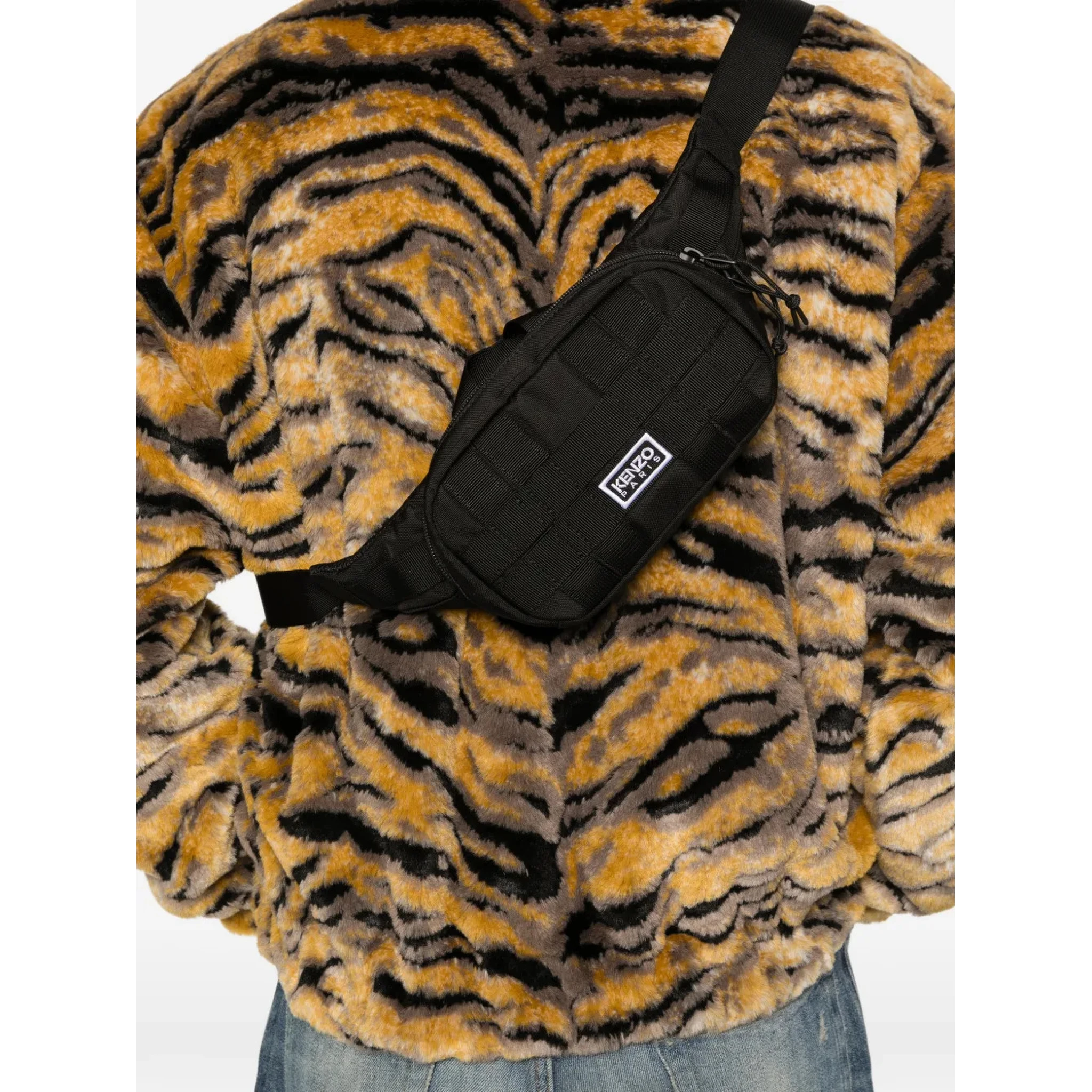 حقائب كنزو.. أسود