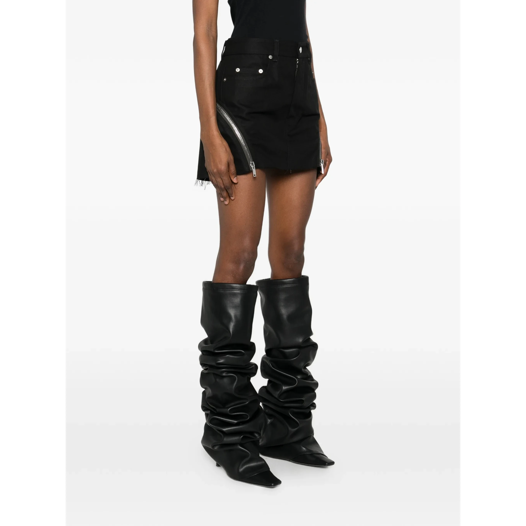 تنانير ريك أوينز سوداء