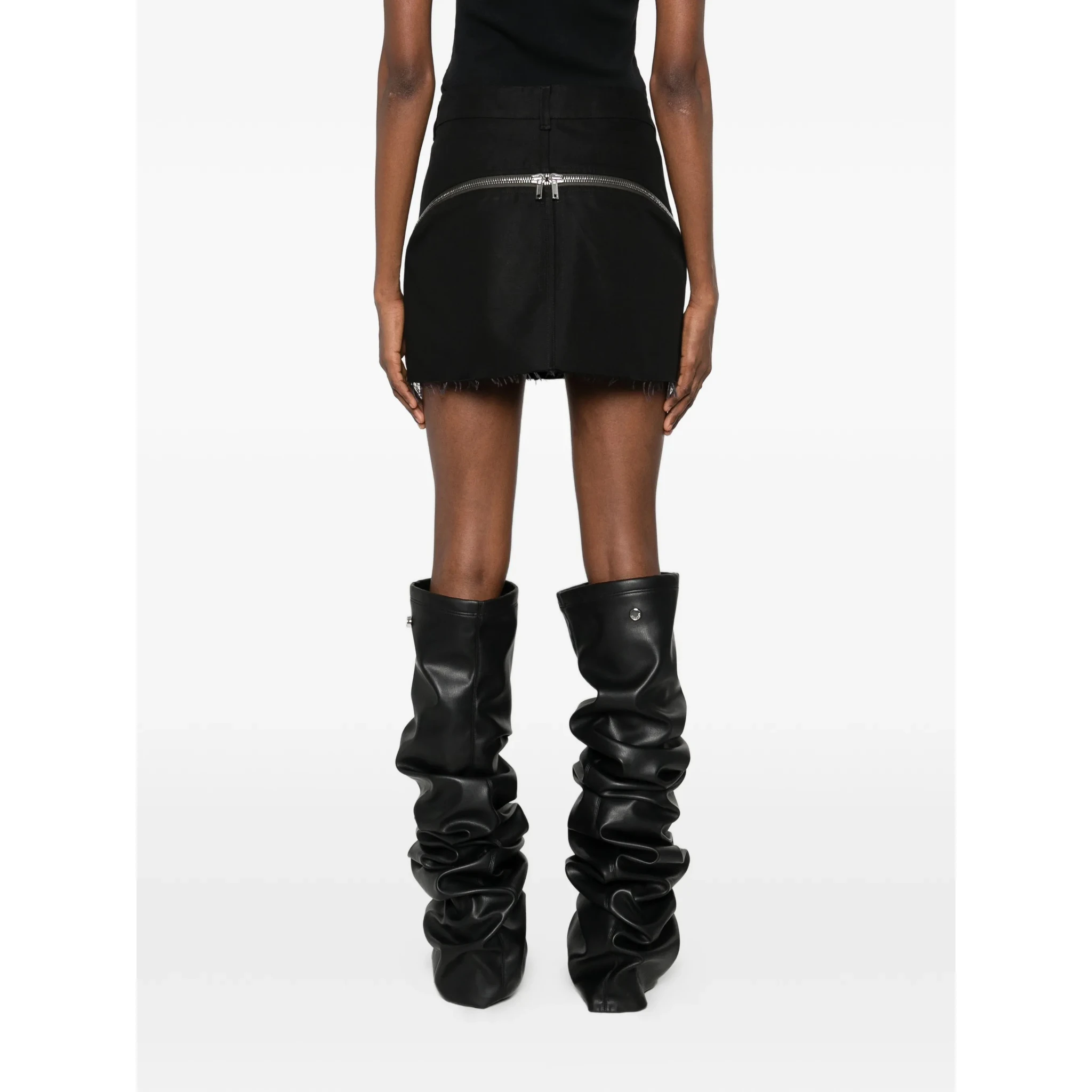 تنانير ريك أوينز سوداء