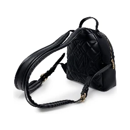 حقيبة ظهر سوداء من البولي إيثيلين