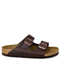 نعال جلدية بنية اللون