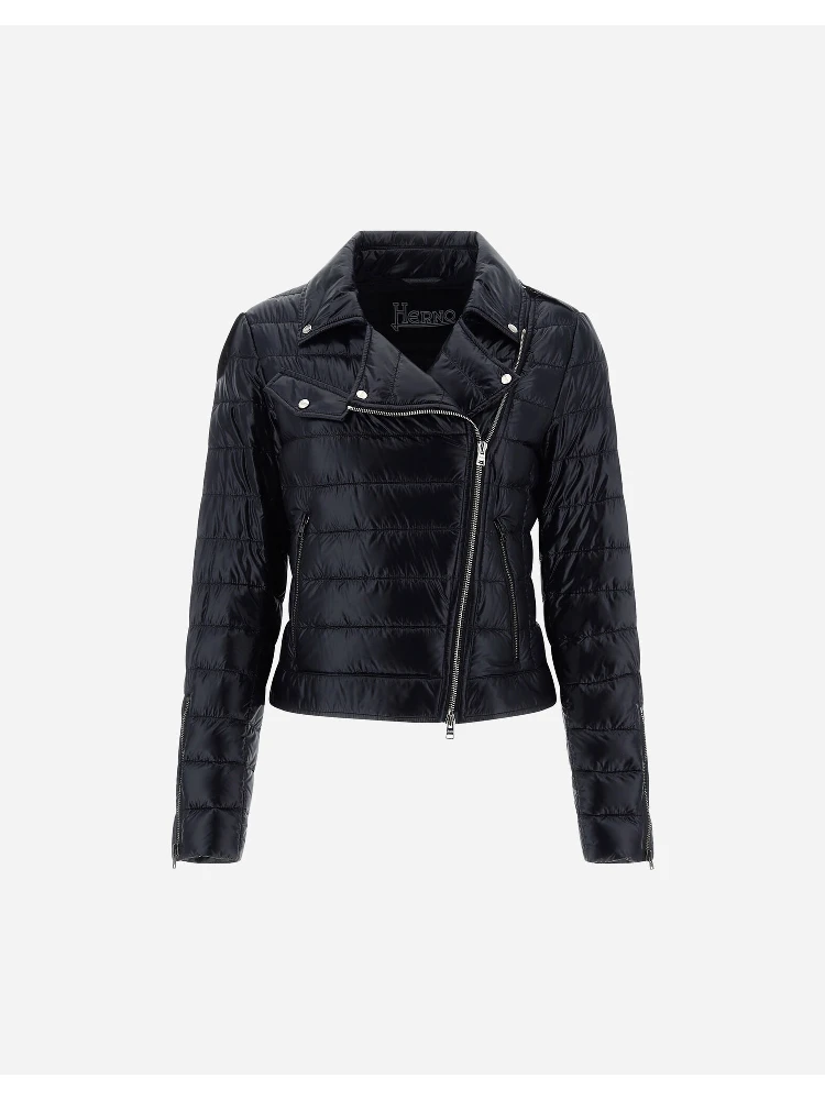 Jacket in ultralight nylon