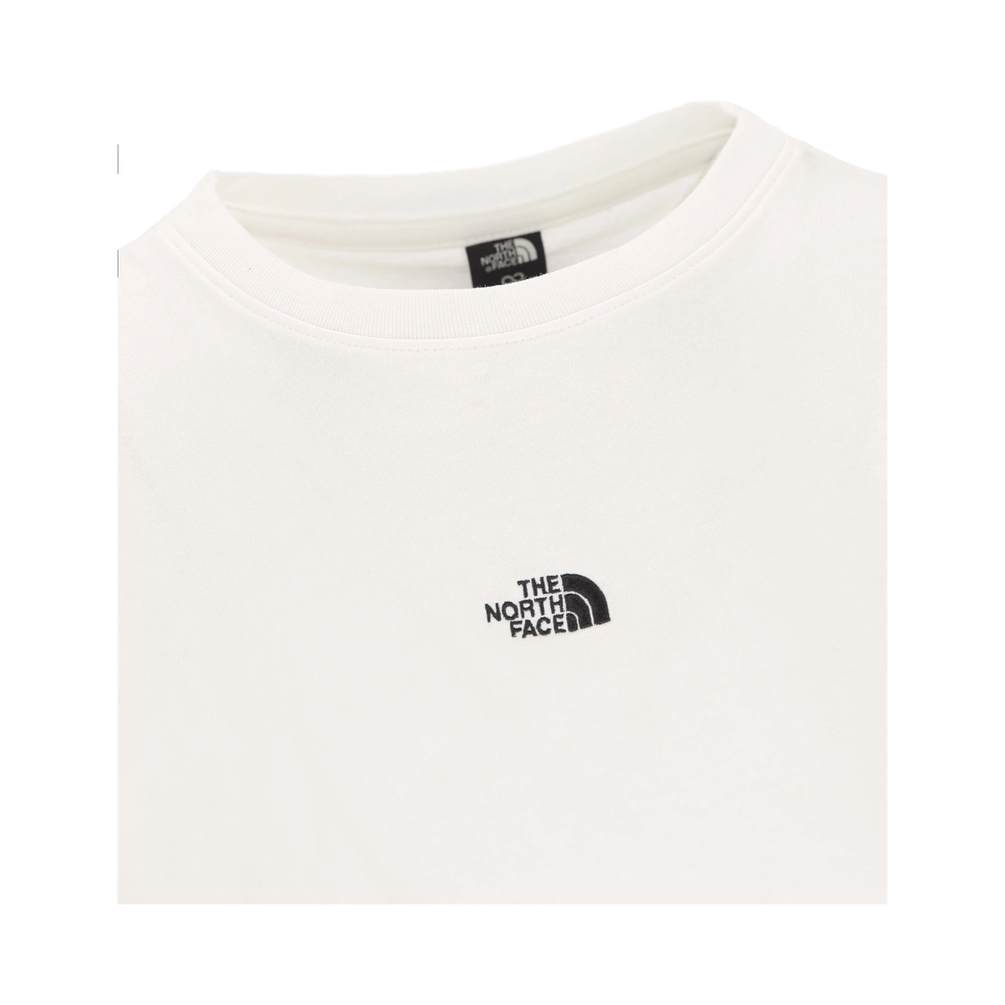 تيشيرتات وبولو من ذا نورث فيس باللون الأبيض