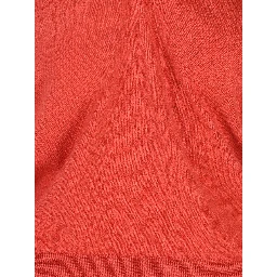 كنزات لورو بيانا