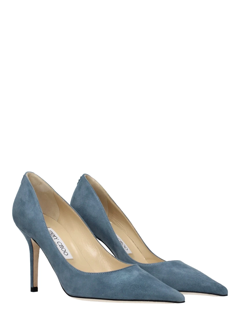 حذاء بكعب عالٍ من الجلد الأزرق