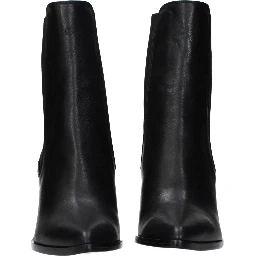 حذاء كاحل من الجلد الأسود