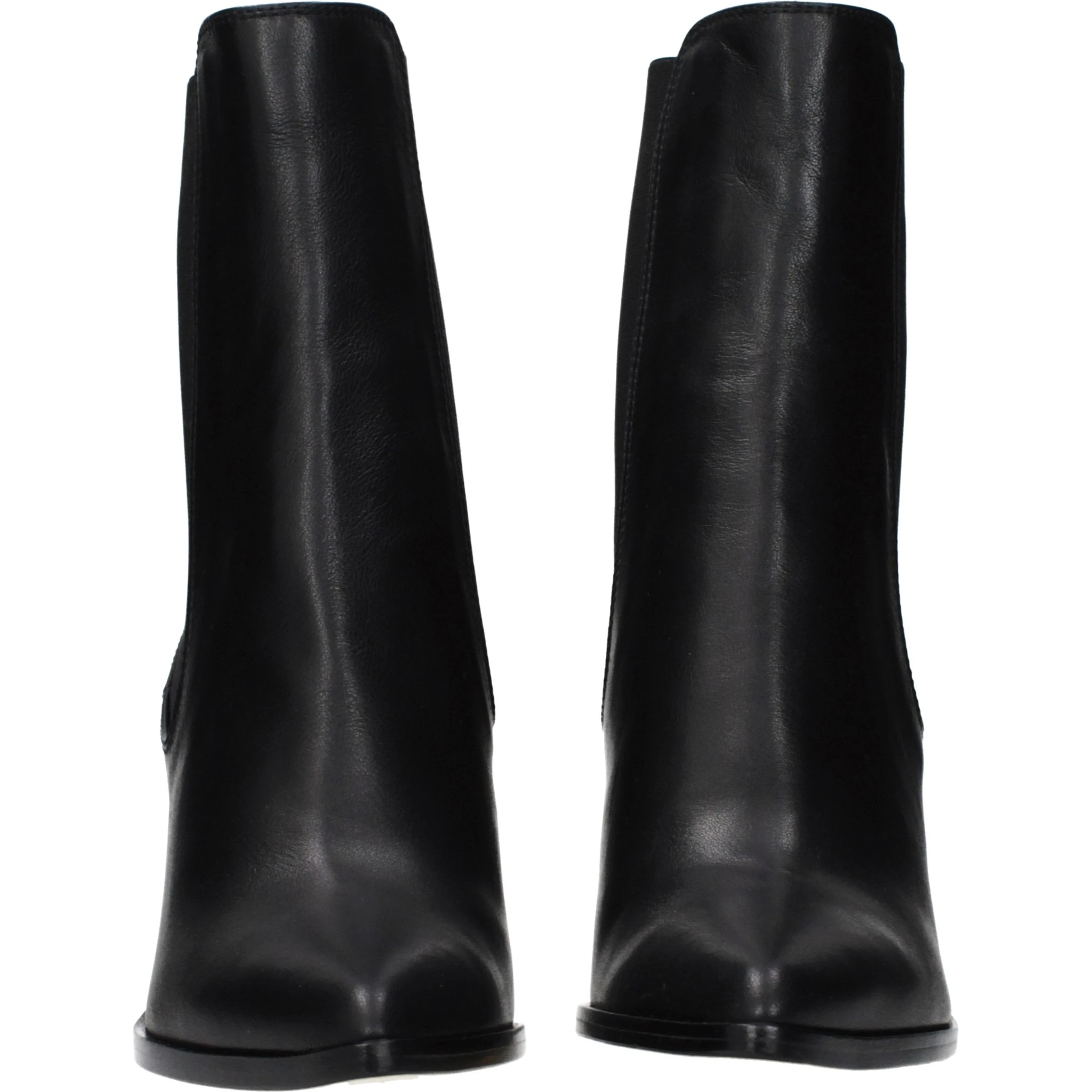 حذاء كاحل من الجلد الأسود