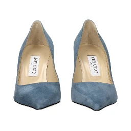 حذاء بكعب عالٍ من الجلد الأزرق