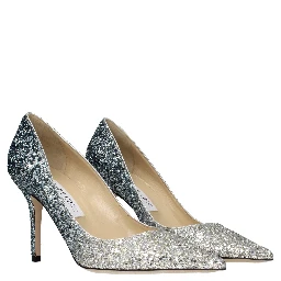 مضخات بلاستيكية رمادية