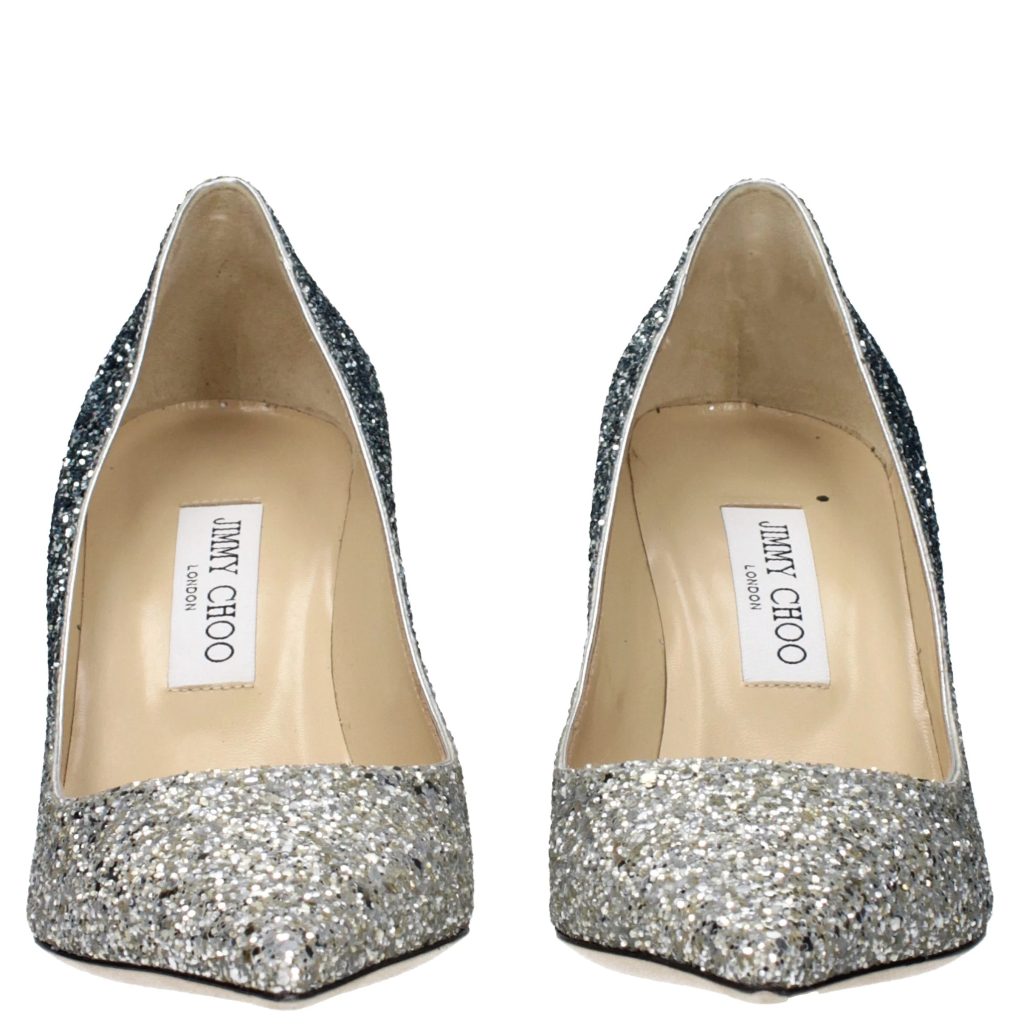 مضخات بلاستيكية رمادية