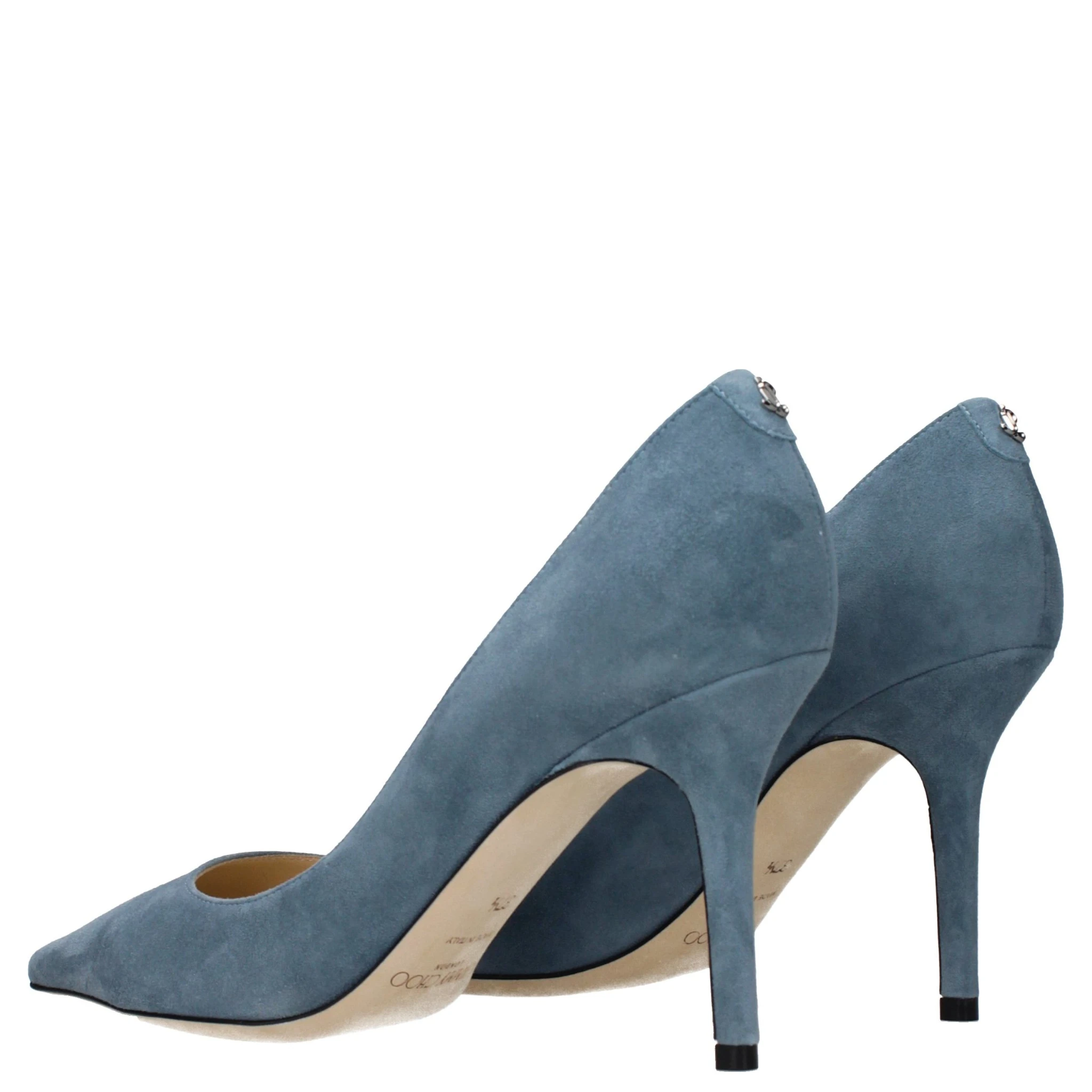 حذاء بكعب عالٍ من الجلد الأزرق