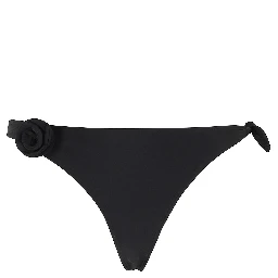 الجزء السفلي من البيكيني مزين بالزهور