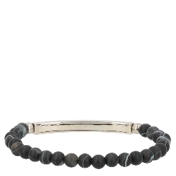 سوار مزين بشعار