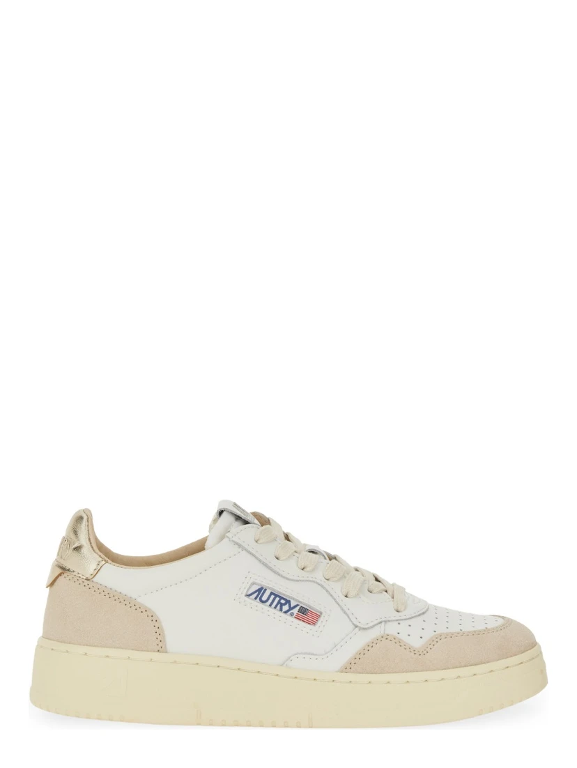 SNEAKER MEDALIST LOW