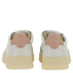 SNEAKER "MEDALIST LOW"
