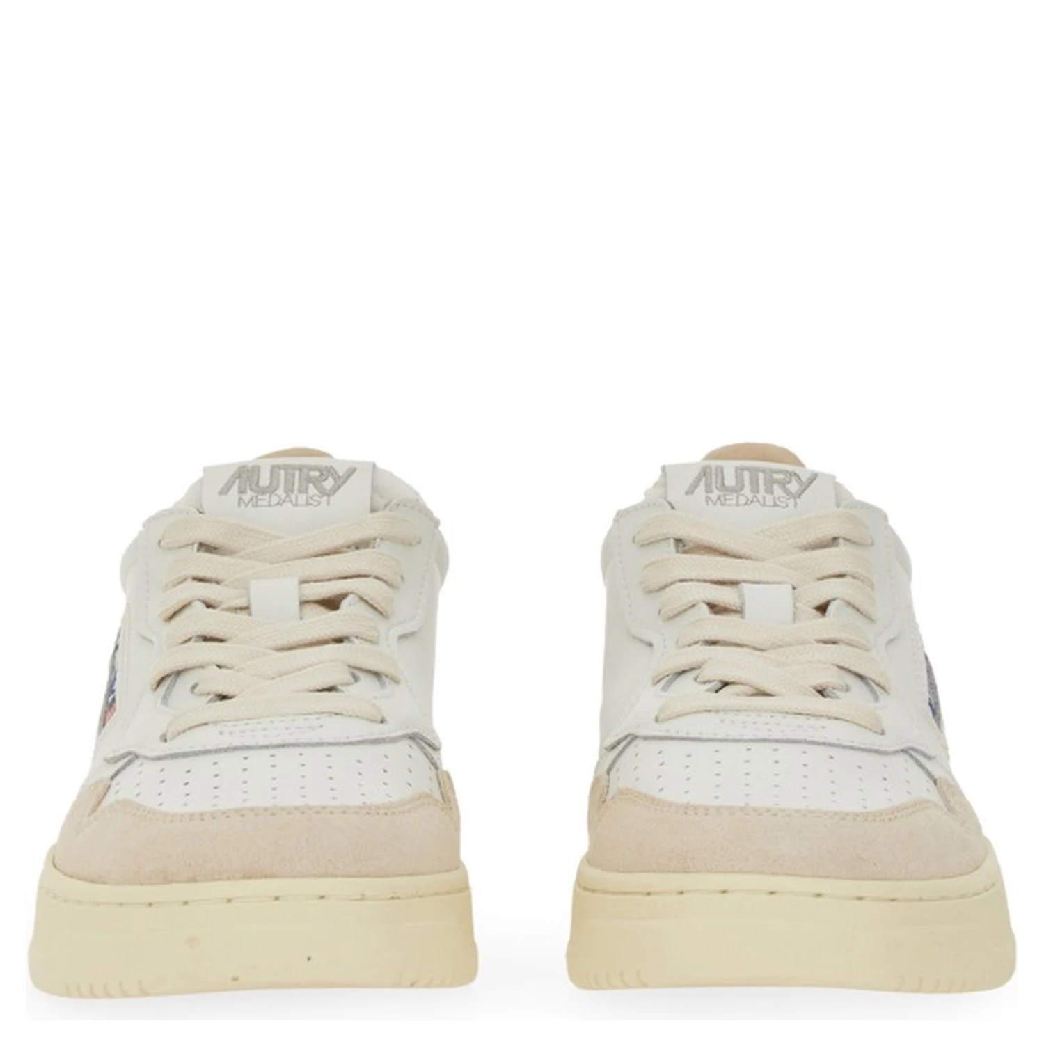 SNEAKER MEDALIST LOW