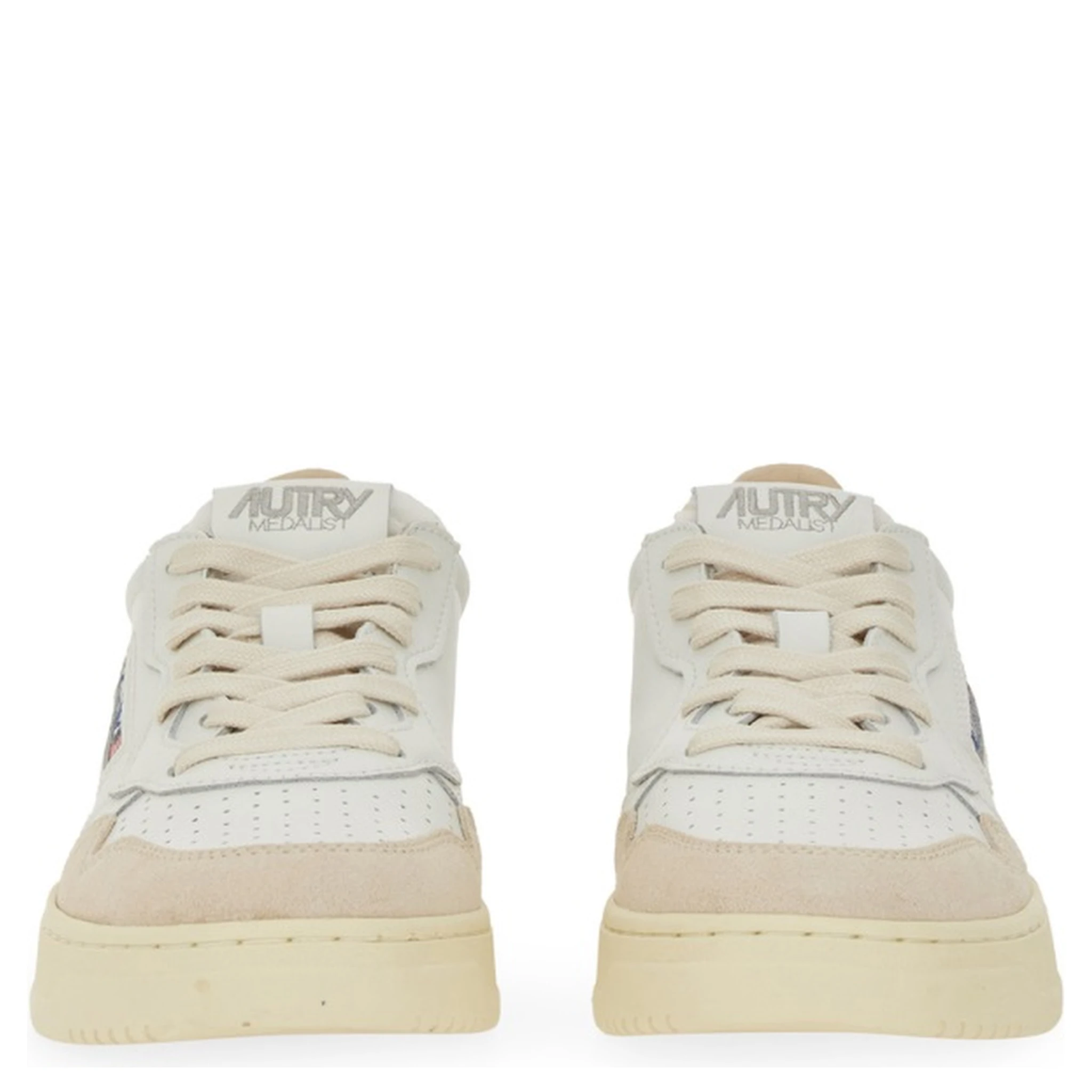 SNEAKER MEDALIST LOW
