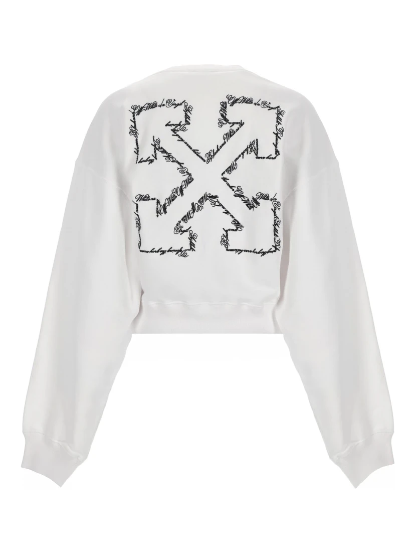 كنزة رياضية بشعار