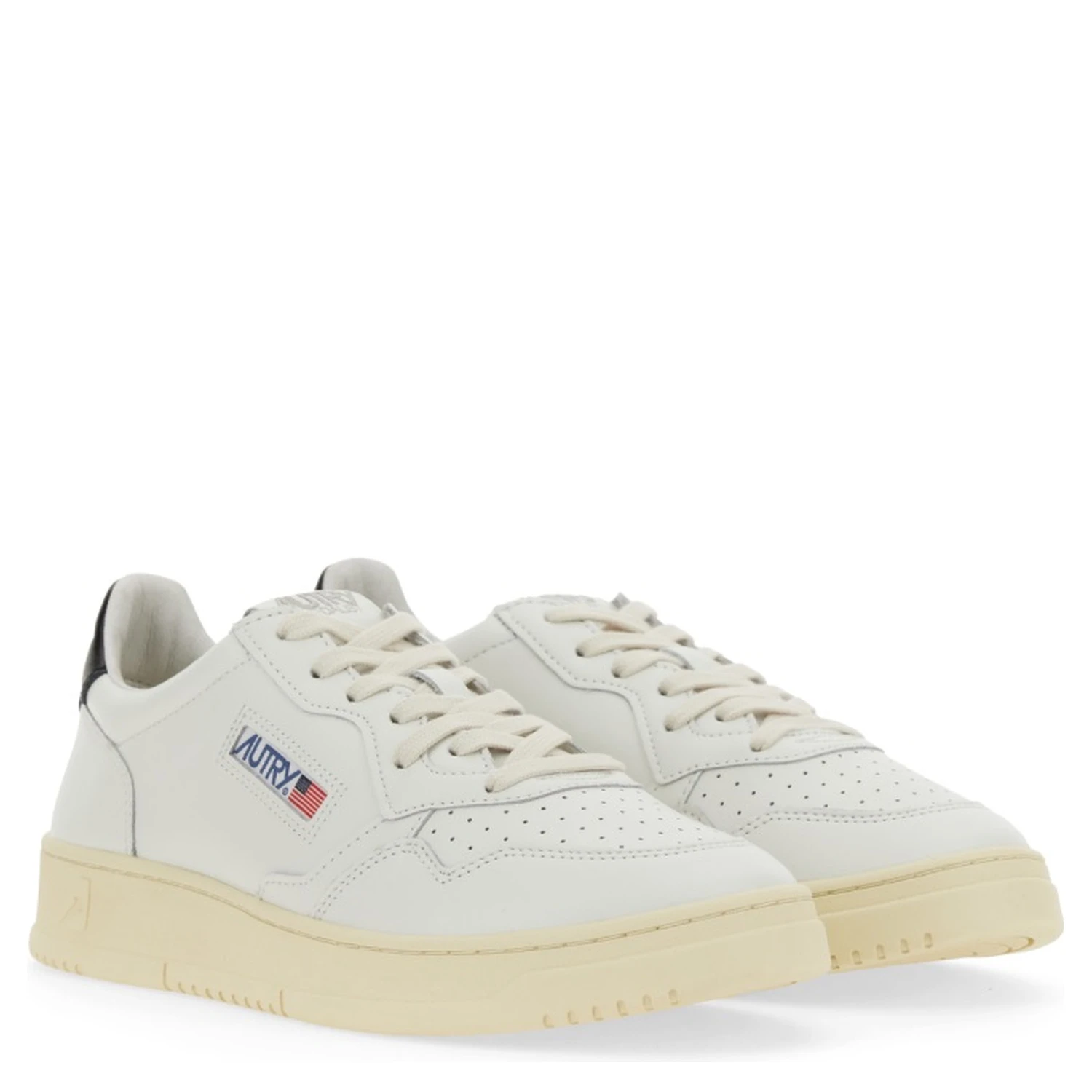 SNEAKER MEDALIST LOW
