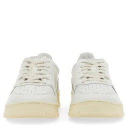 SNEAKER MEDALIST LOW