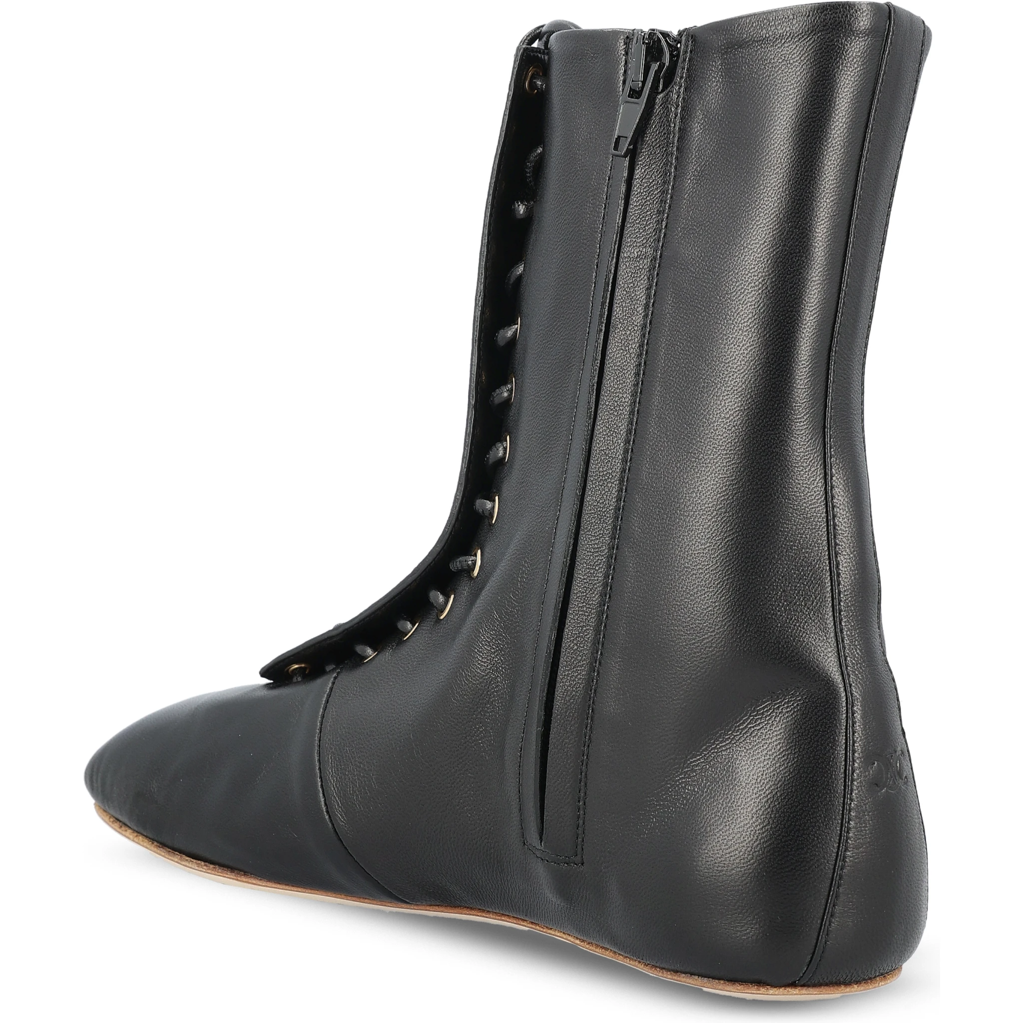 بوت أسود من سيلين