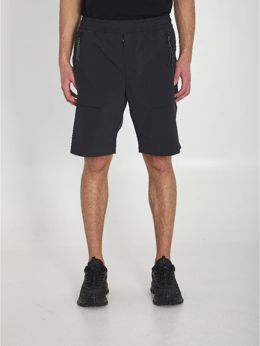 Technical crinkle shorts
