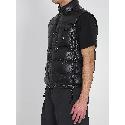 Uychi packable padded vest