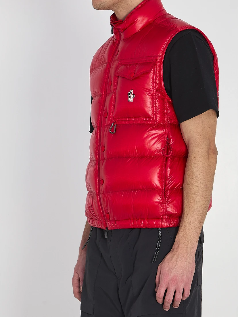 Uychi packable padded vest