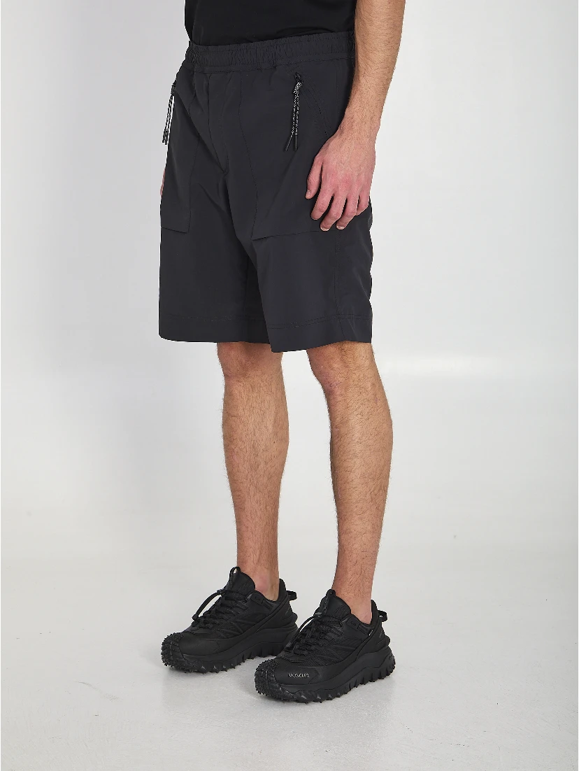 Technical crinkle shorts