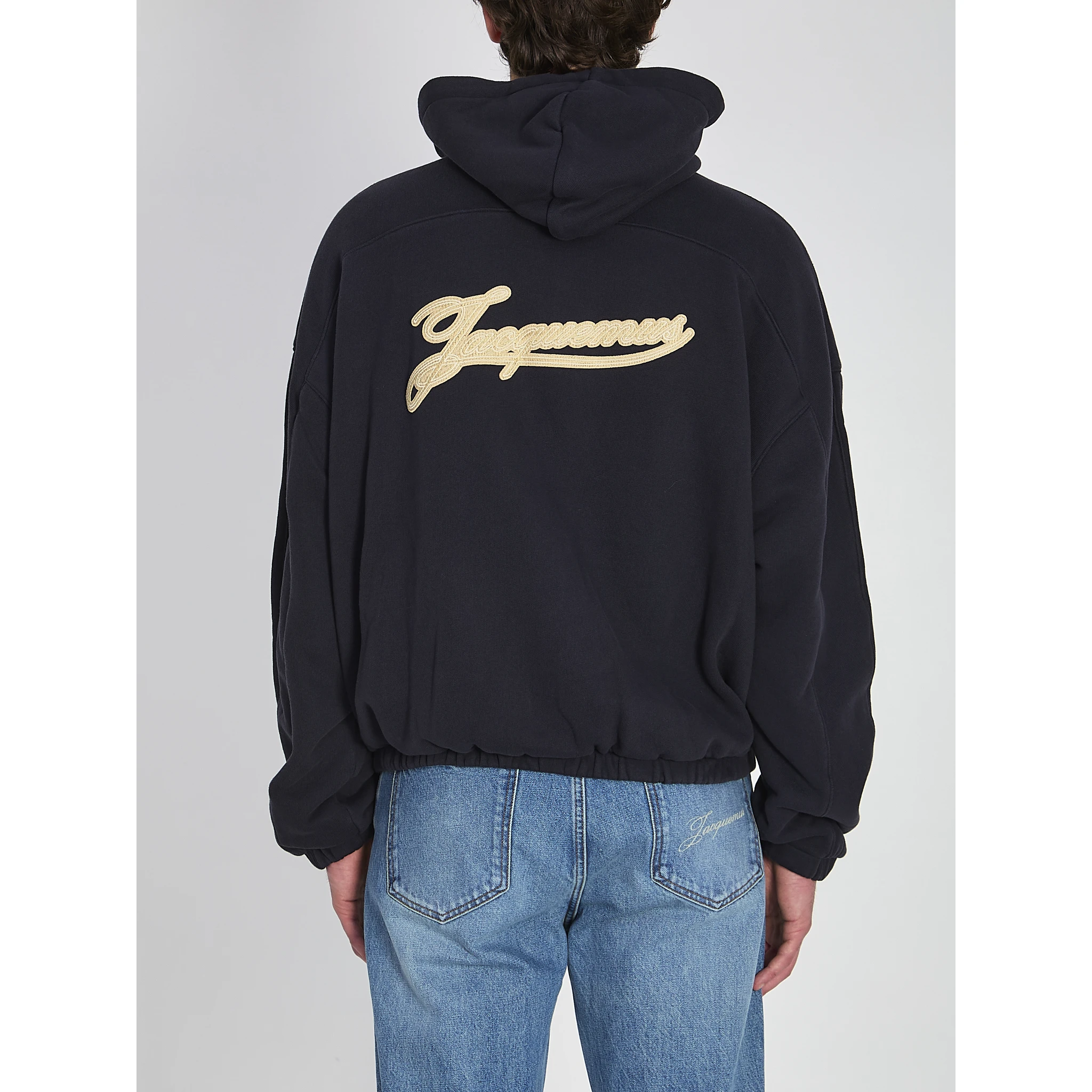 بطولة السترات ذات القلنسوة