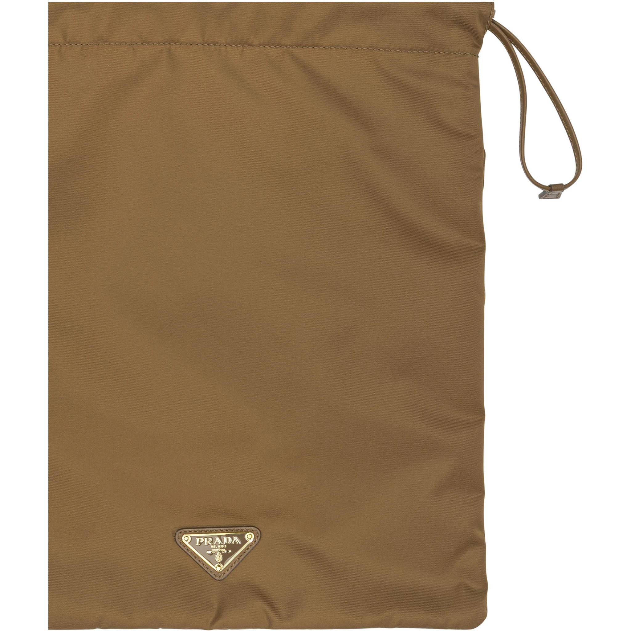 حقيبة "برادا ويش" مصنوعة من النايلون المعاد تدويره