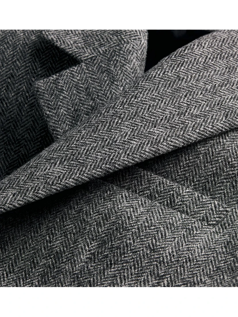 Virgin wool long coat