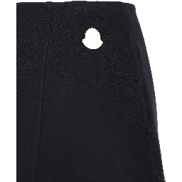 تنانير من تصميم مونكلير وجيل ساندر