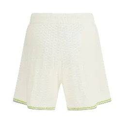 شورت برمودا أبيض من القطن