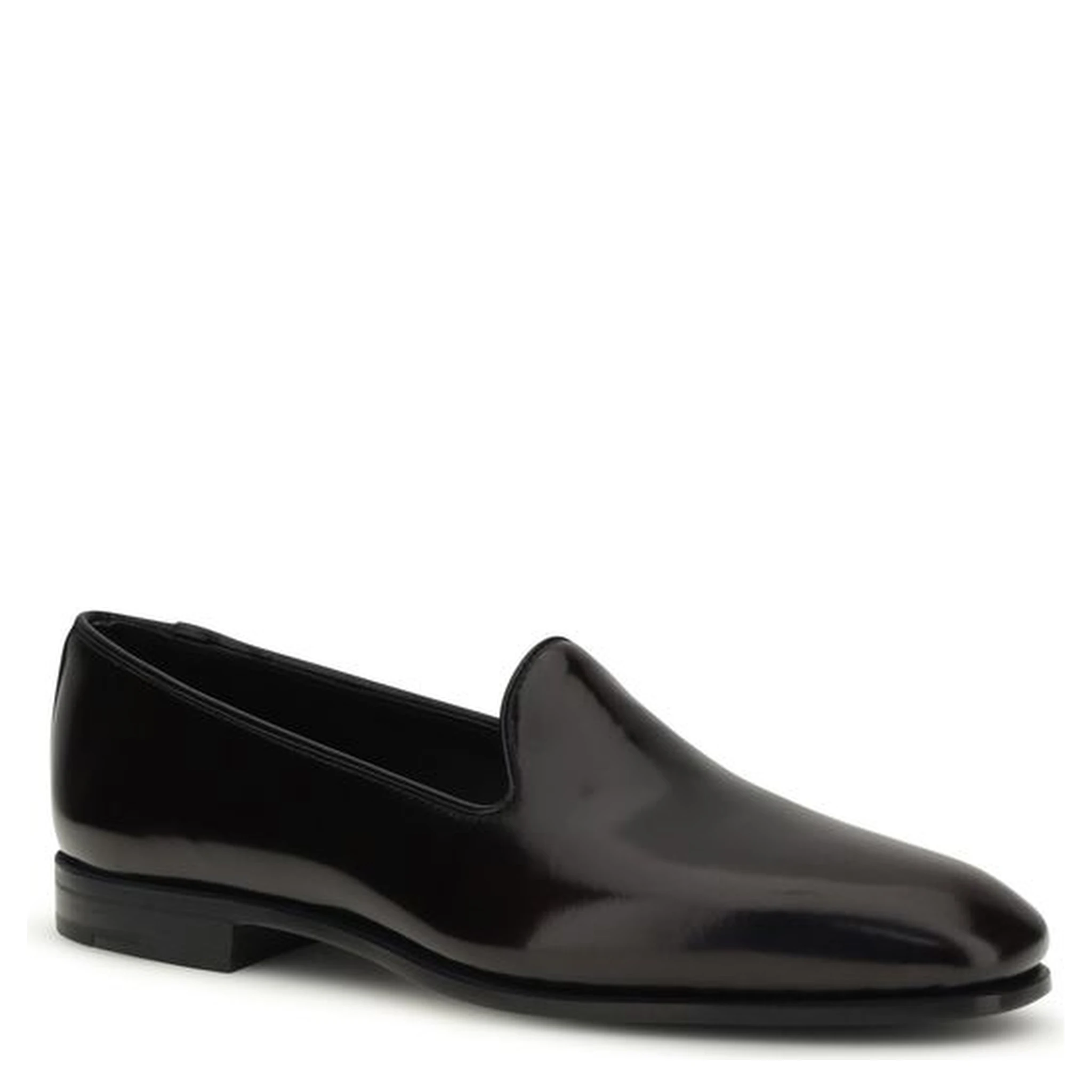 حذاء بوس توروس سهل الارتداء من جلد العجل الأسود