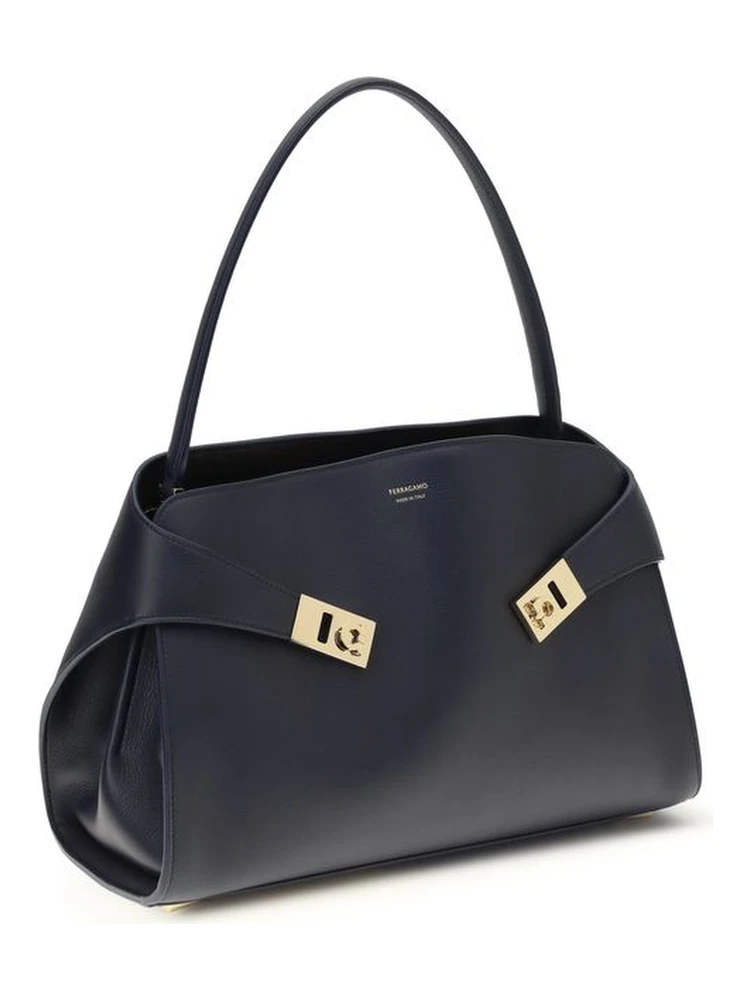 حقيبة كتف بوس توروس من جلد العجل الأزرق alternative