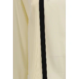 بلوزة حريرية بيج