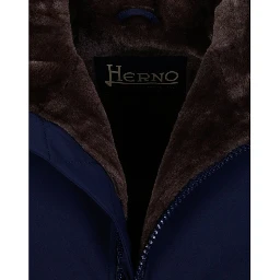 طلاء البولياميد الأزرق