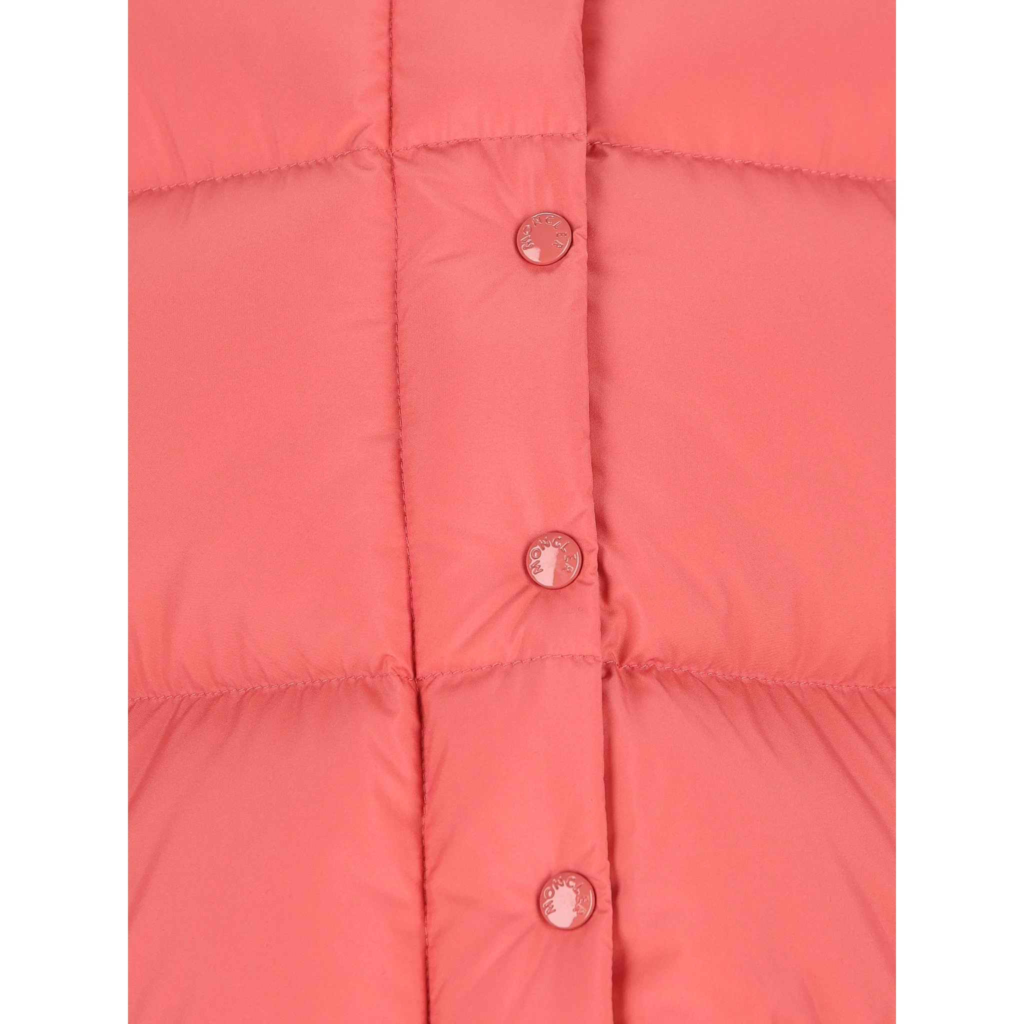 معاطف مونكلير للأطفال