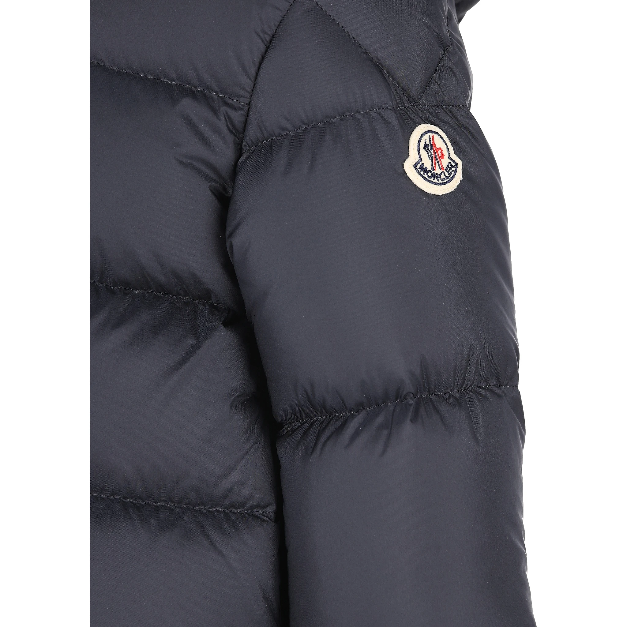 معاطف مونكلير للأطفال