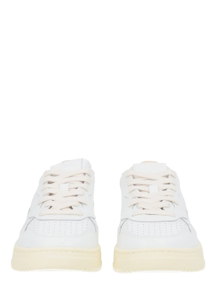 "MEDALIST LOW" SNEAKER alternative
