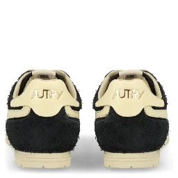 "WINDSPIN" SNEAKER